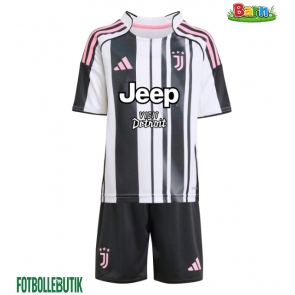 Juventus Hemmaställ Barn 2025-26 Kortärmad (+ Korta byxor)